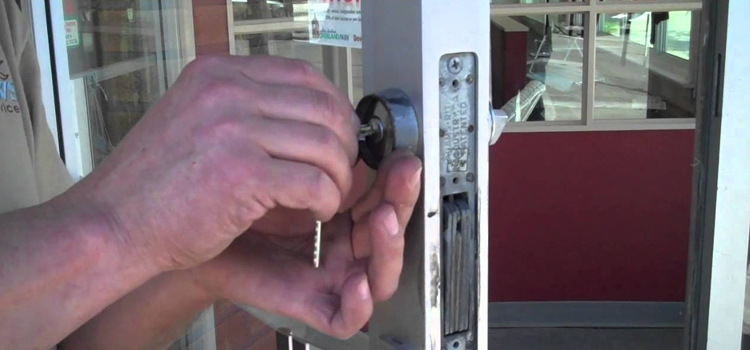 commercial door lock repair Carmichael